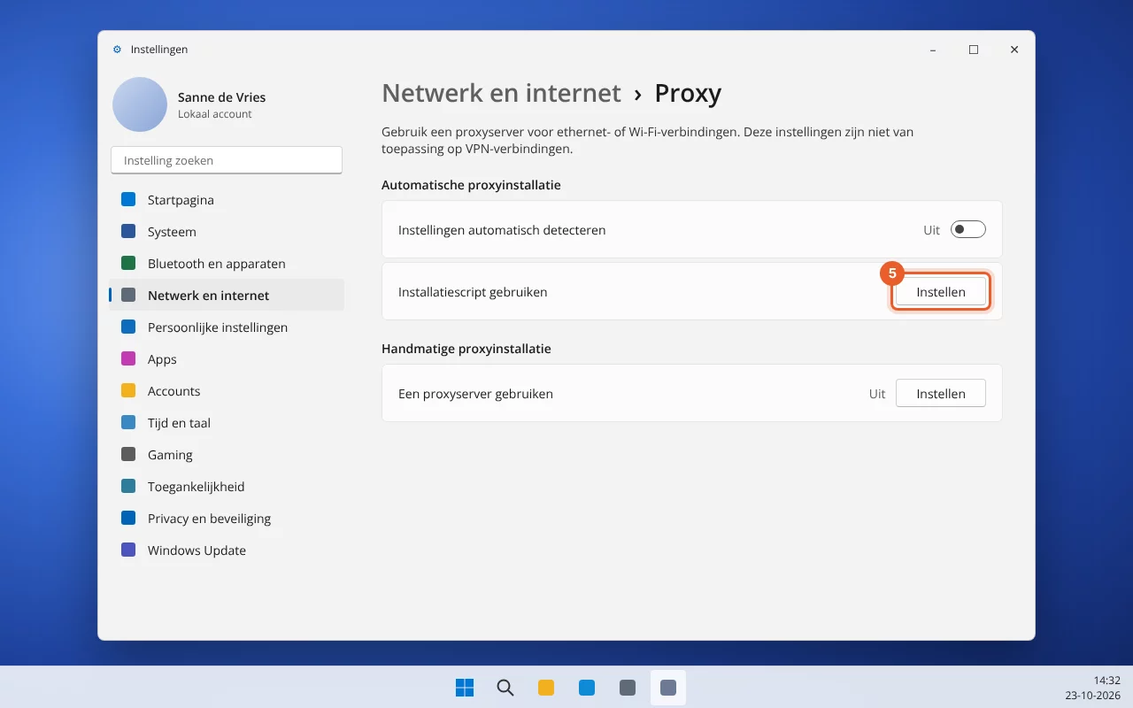 Proxy-pagina met de knop Instellen naast Installatiescript gebruiken gemarkeerd